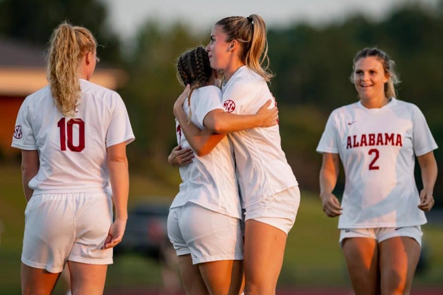 Sunday Best: Soccer returns home to take on Texas A&M as top-10 team