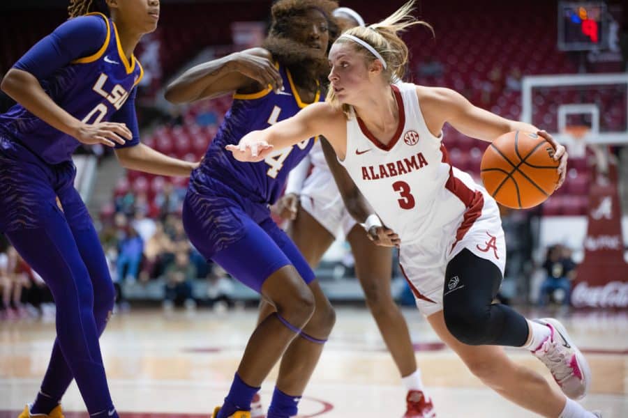 Women’s basketball suffers second home loss to LSU