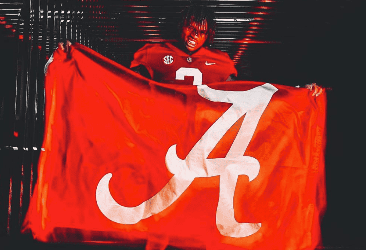 Ryan Williams announcing his commitment to UA.